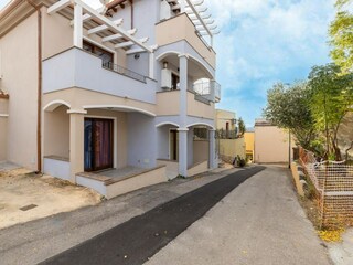 Apartment Badesi Außenaufnahme 5