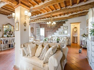 Villa Montecarlo  128