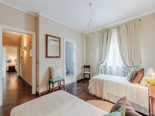 Villa Santa Maria a Monte  143