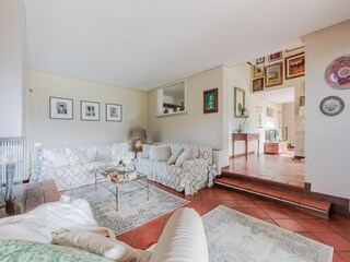 Villa Santa Maria a Monte Características 15