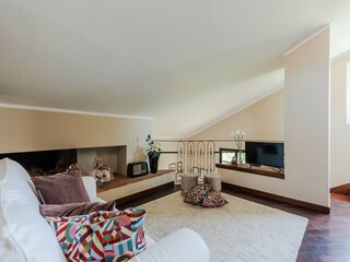 Villa Santa Maria a Monte Características 20