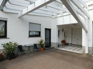 Carport  für KFZ sowie Eingang Kaminstübchen