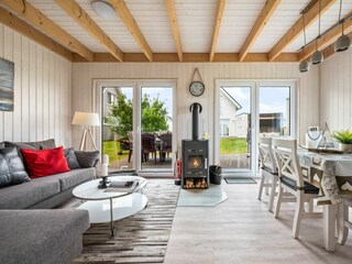 Kamin-/Ofen