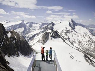 Gipfelwelt 3000, Gletscher-Schnee-Eiserlebniswelt