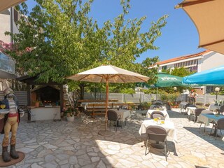 Appartement Petrcane Buitenaudio-opname 4