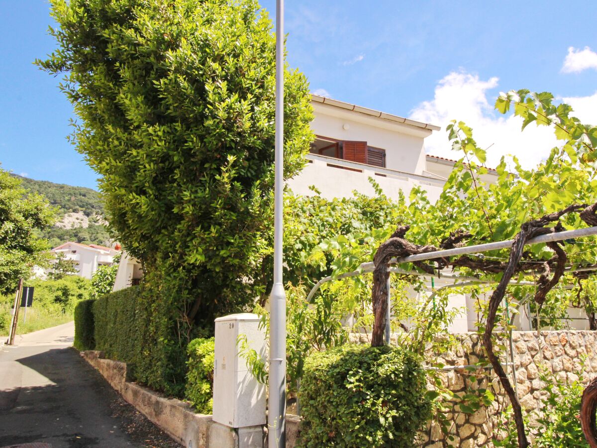 Apartment Baska 1