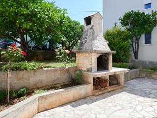 Apartment Okrug Gornji  12