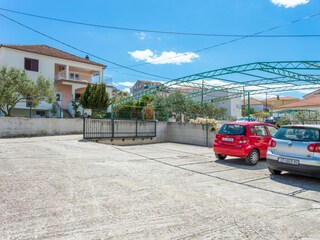 Apartment Okrug Gornji  15