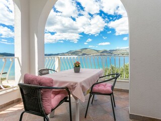 Apartment Okrug Gornji  26