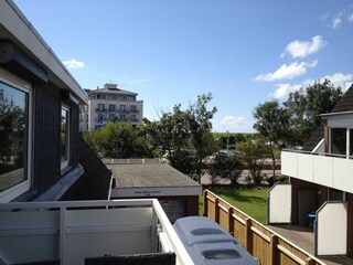 Balkon, Blick zum Deich