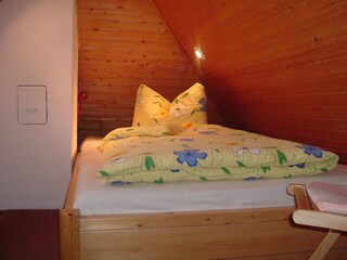 Schlafzimmer 3 ( Spitzboden )