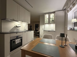 Neue, super ausgestattete Küche