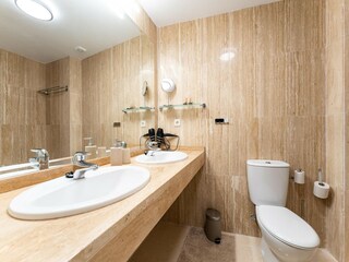 Apartment Elviria Features 29