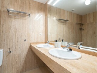 Apartment Elviria Features 30