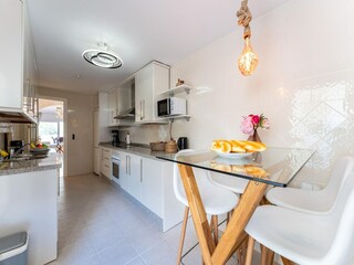 Apartment Elviria Features 25