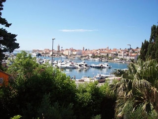 Apartment Banjol Environment 13