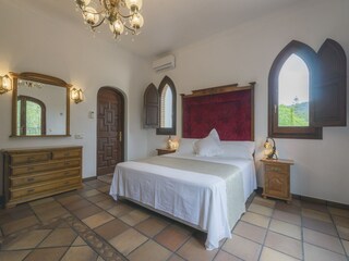 Type de propriété : Chalet Cala Llonga Équipement 28