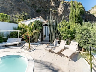 Villa Churriana Outdoor Recording 7