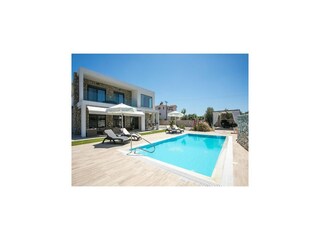 Villa Faliraki Buitenaudio-opname 2