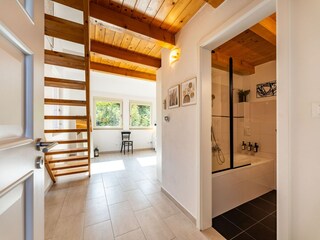 Vakantiehuis Svirce  84