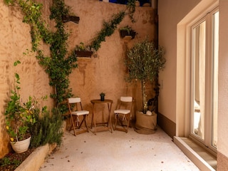 Ferienhaus Svirce Außenaufnahme 20