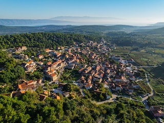 Holiday house Svirce Environment 75