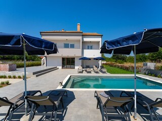 Holiday house Galovac  35