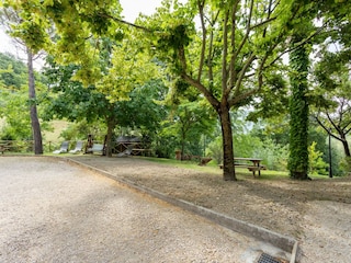 Holiday house Valfabbrica Environment 31