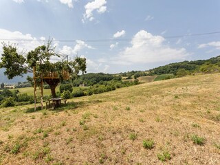 Holiday house Valfabbrica Environment 31
