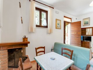 Villa Valfabbrica Características 14