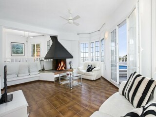 Villa Blanes Caratteristiche 18