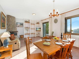 Villa Vidreres Features 11