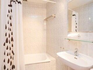 Villa Vidreres Features 23