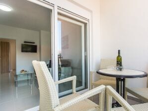 Appartement One bedroom apartment with terrace Baška, Krk A-18808-b