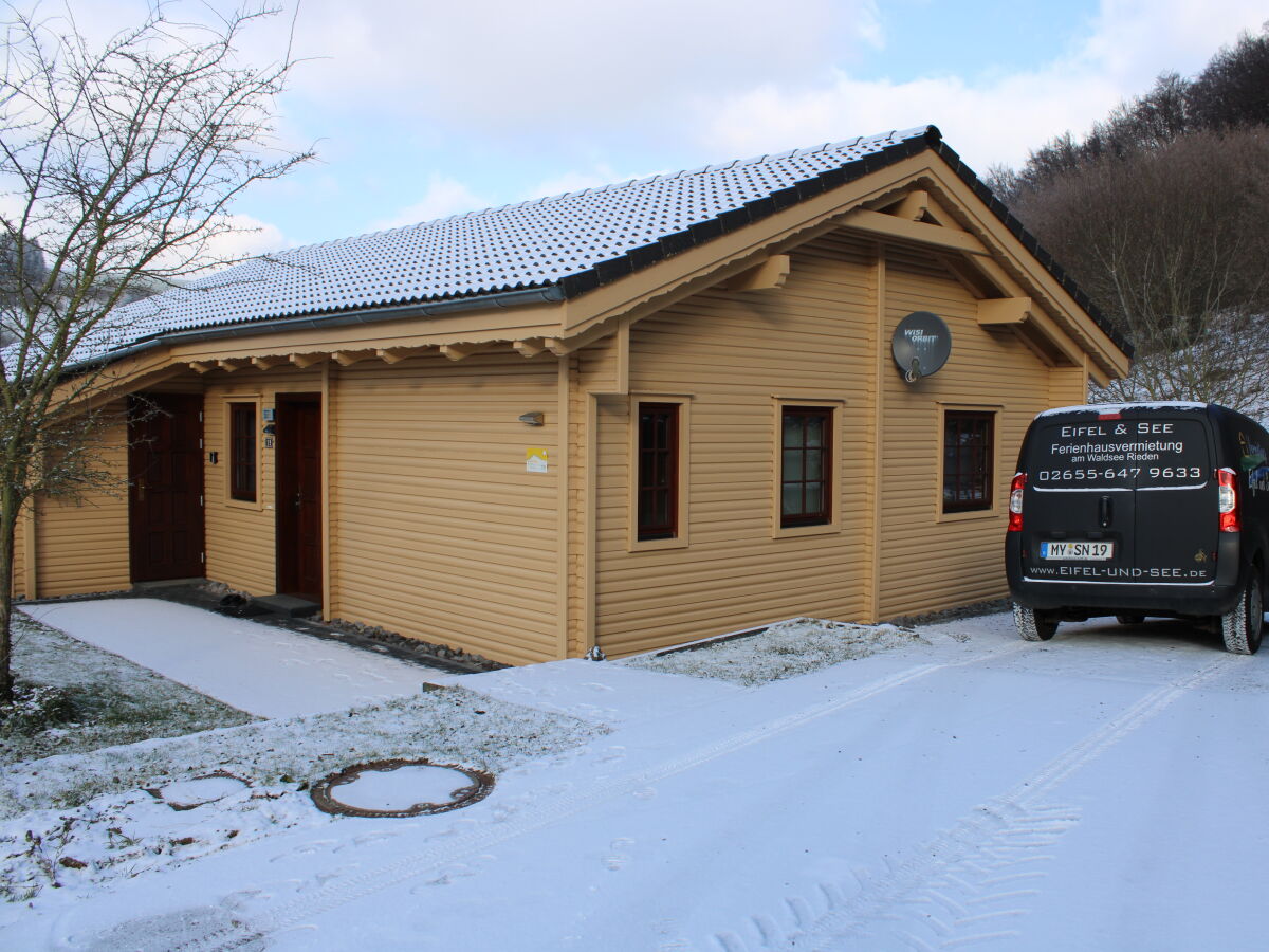 Haus Maja im Winter