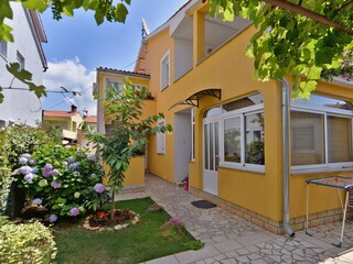 Apartment Valbandon  3