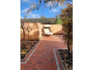 Strandkorb auf der Terrasse