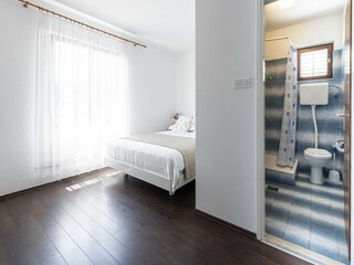 Apartment Molunat Ausstattung 8