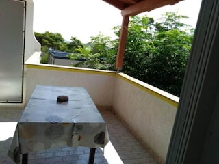 Apartment Banjol Outdoor Recording 1