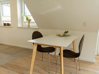 Esstisch mit Platz für zwei