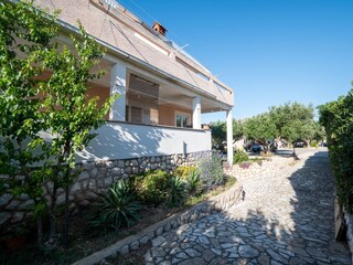 Apartment Povljana  3