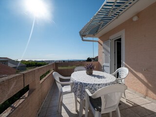 Apartment Povljana  33