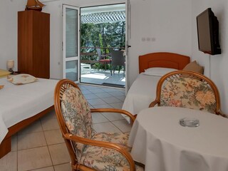 Apartment Zastražišće  12