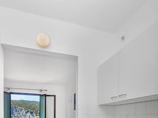 Apartment Zastražišće  9