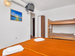 Apartment Zastražišće  11