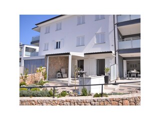 Apartment Njivice  2