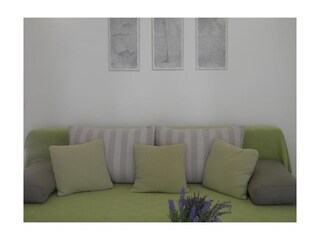 Apartment Njivice  8