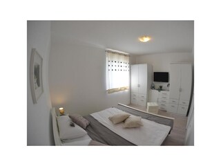 Apartment Njivice  13