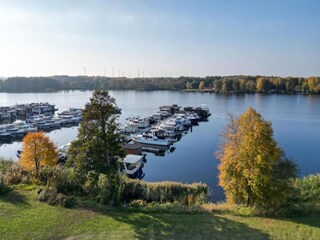 Maison flottante Zehdenick Environnement 33