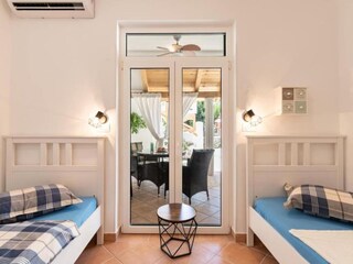 Apartment Stara Novalja Features 6